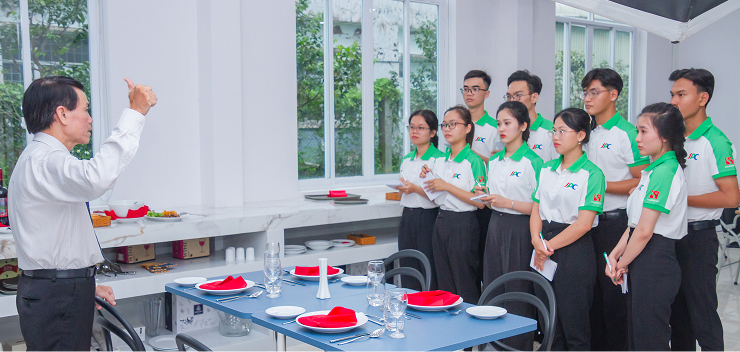 Trường trung cấp chuyên nghiệp Nhật Bản