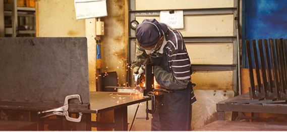 Tuyển 1 Nam Nhân viên Hàn & Gia công kim loại làm việc 3 năm tại Osaka