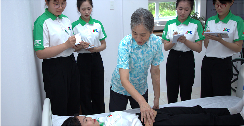 Trường Trung cấp Kỹ năng Chuyên nghiệp Nhật Bản