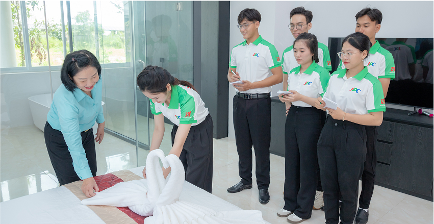 Trường Trung cấp Kỹ năng Chuyên nghiệp Nhật Bản