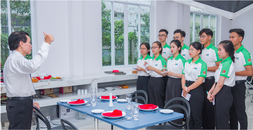 Trường Trung cấp Kỹ năng Chuyên nghiệp Nhật Bản